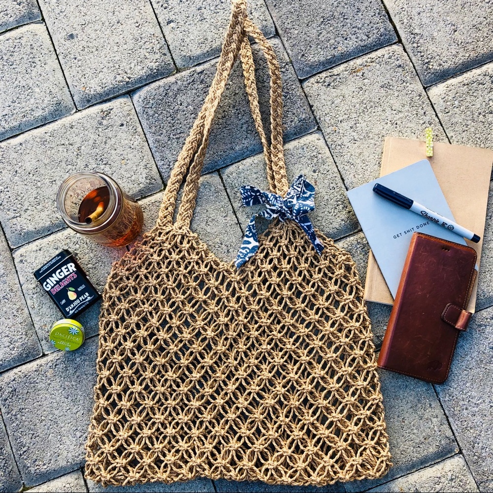 ✨HOLLOW WOVEN RETRO STRAW SHOULDER BAG✨ - Picture 2 of 7